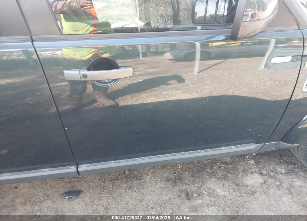 2013 LAND ROVER LR4 VIN: SALAK2D45DA688674