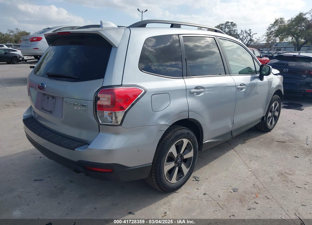 2017 SUBARU FORESTER VIN: JF2SJAGC2HH556286