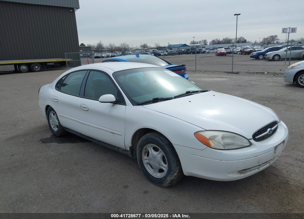 2000 FORD TAURUS VIN: 1FAFP55U5YG128113