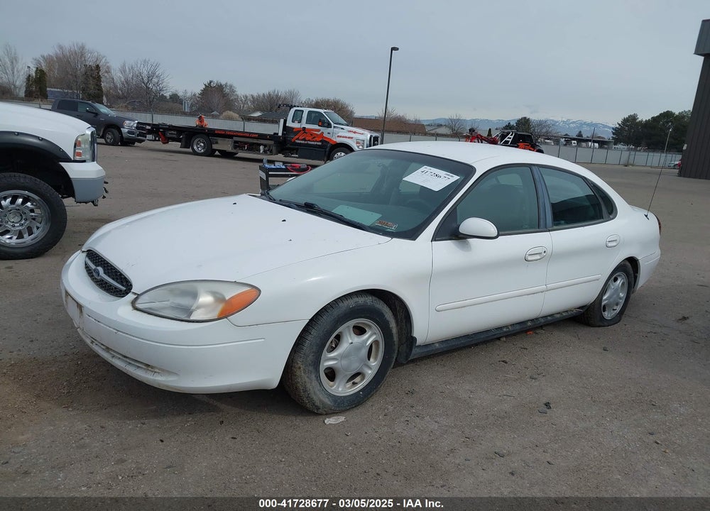 2000 FORD TAURUS VIN: 1FAFP55U5YG128113