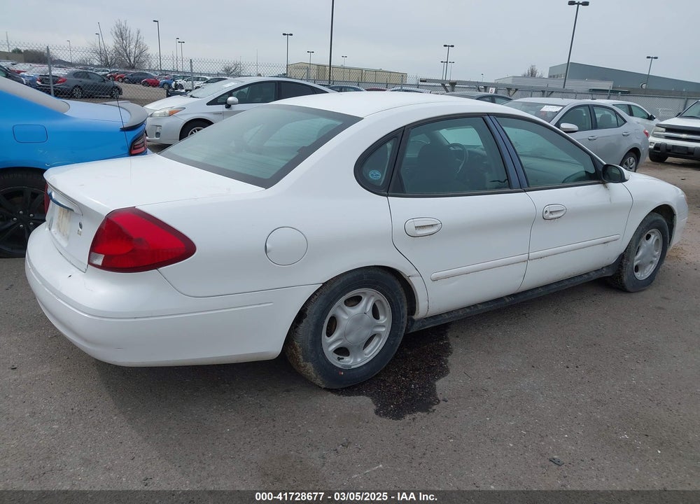 2000 FORD TAURUS VIN: 1FAFP55U5YG128113