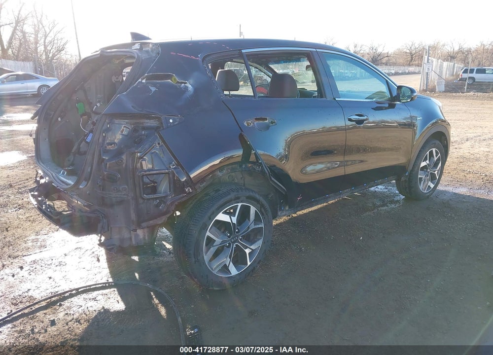 2020 KIA SPORTAGE VIN: KNDPNCAC5L7741184