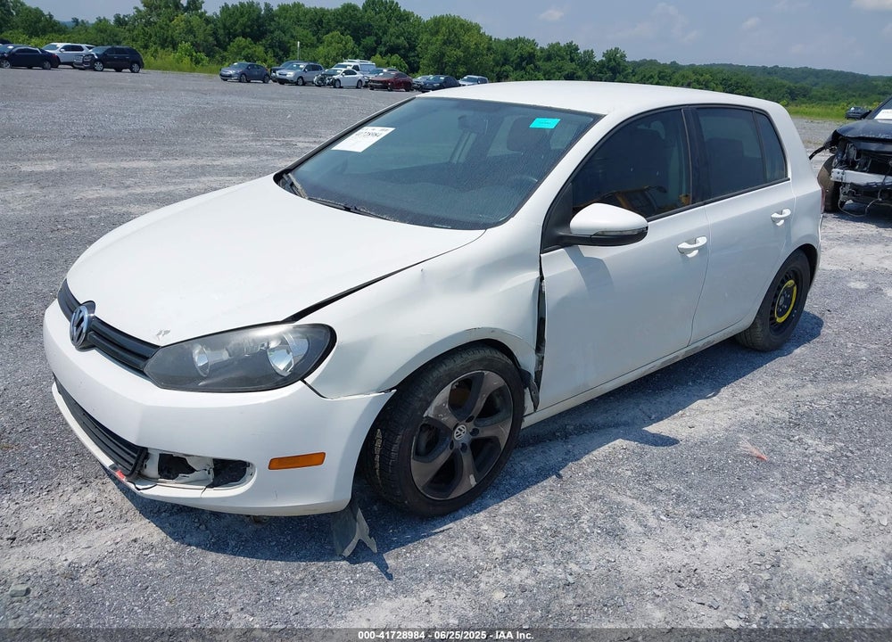 2011 VOLKSWAGEN GOLF VIN: WVWDM9AJ4BW217990
