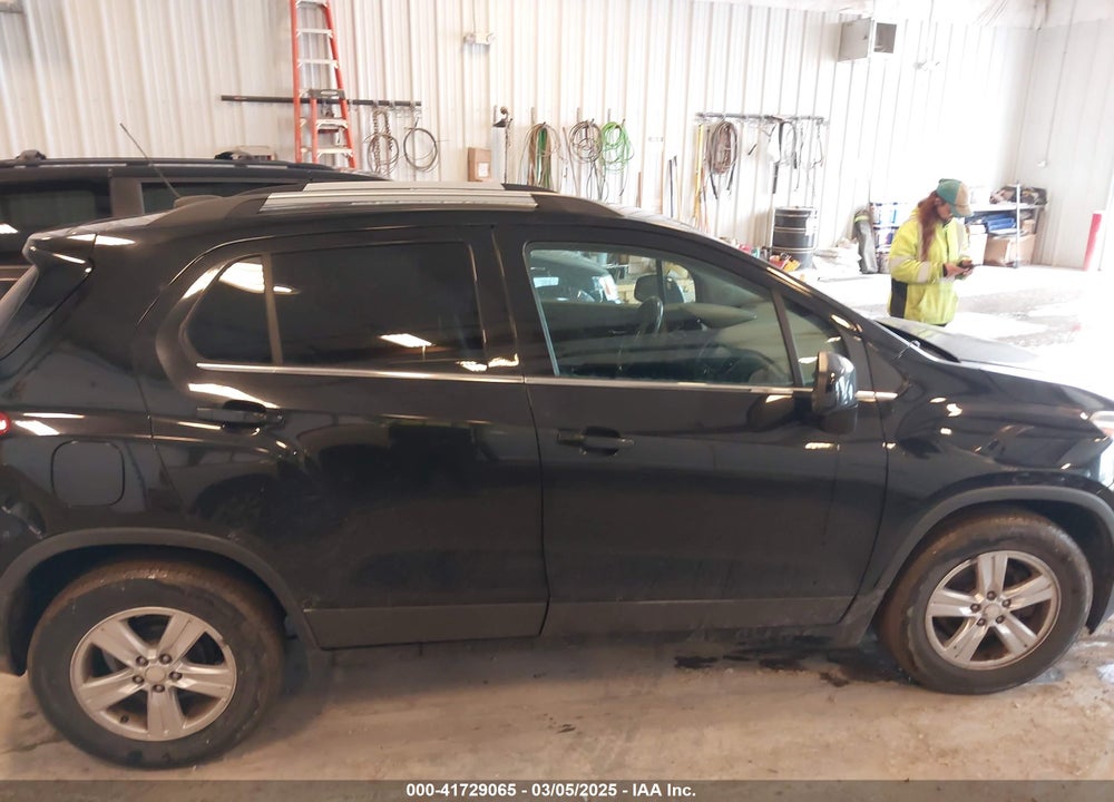 2017 CHEVROLET TRAX LT VIN: 3GNCJLSB1HL185997