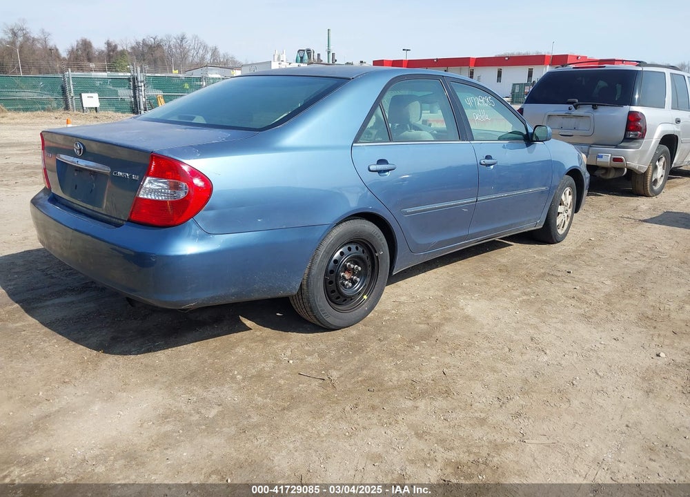 2004 TOYOTA CAMRY XLE VIN: 4T1BE30K34U811153