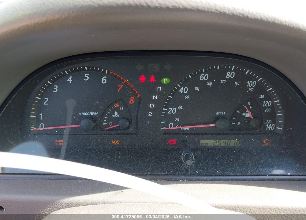 2004 TOYOTA CAMRY XLE VIN: 4T1BE30K34U811153