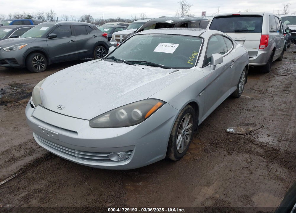 2008 HYUNDAI TIBURON VIN: KMHHM66D08U268552