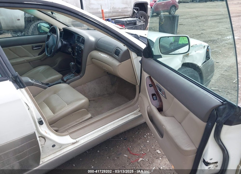 2000 SUBARU OUTBACK LIMITED VIN: 4S3BH6869Y7637002