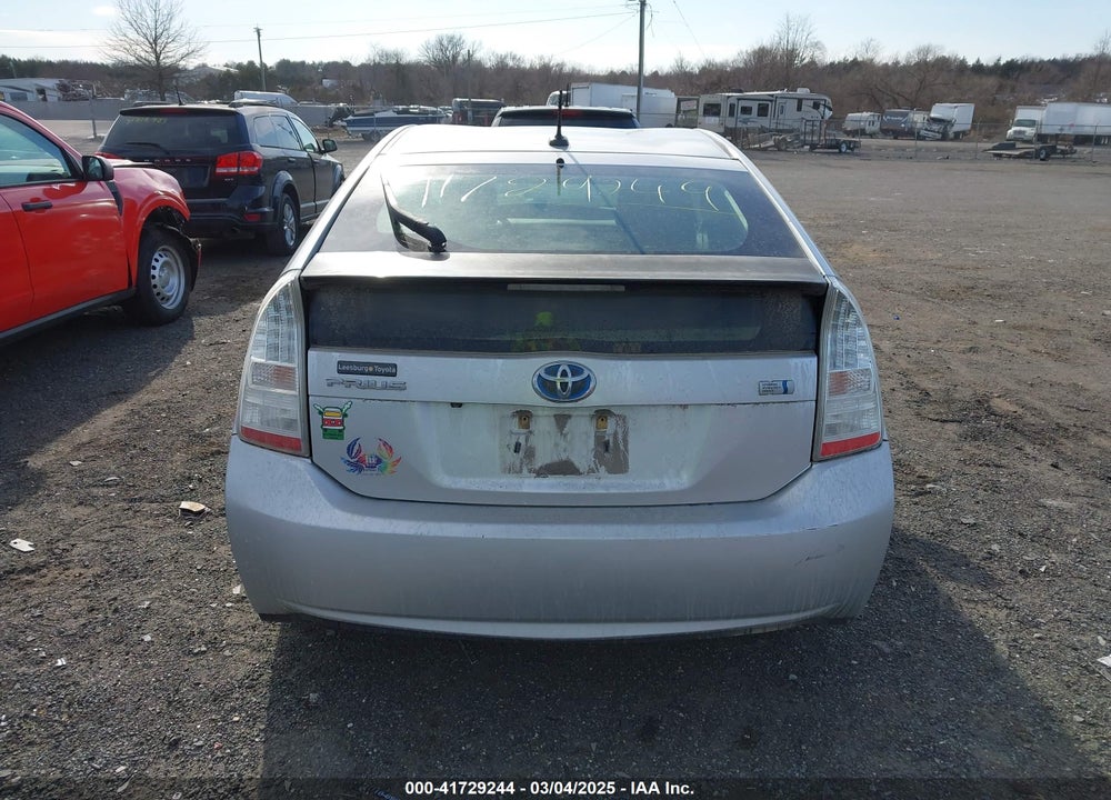 2011 TOYOTA PRIUS VIN: JTDKN3DU8B5339040