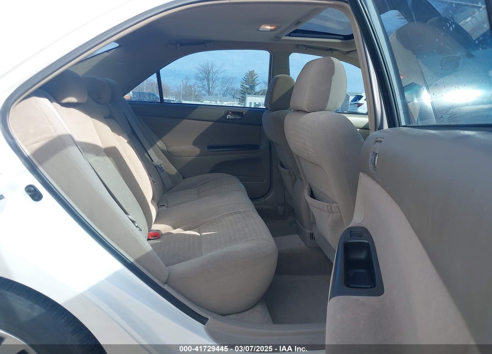 2005 TOYOTA CAMRY VIN: 4T1BF32K05U096621