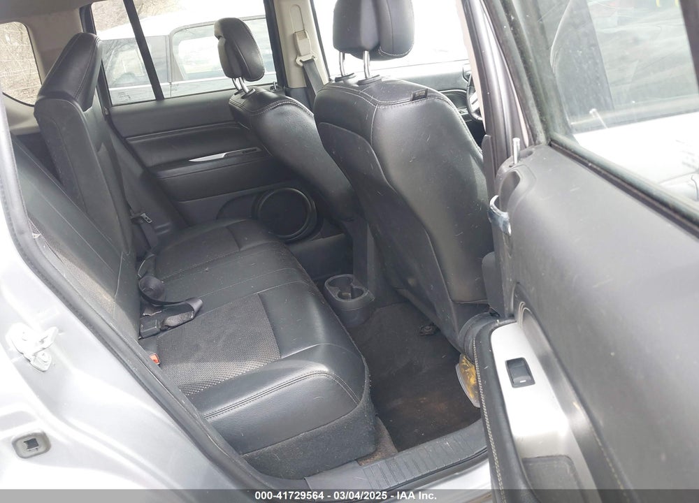 2017 JEEP COMPASS VIN: 1C4NJDEB8HD204795