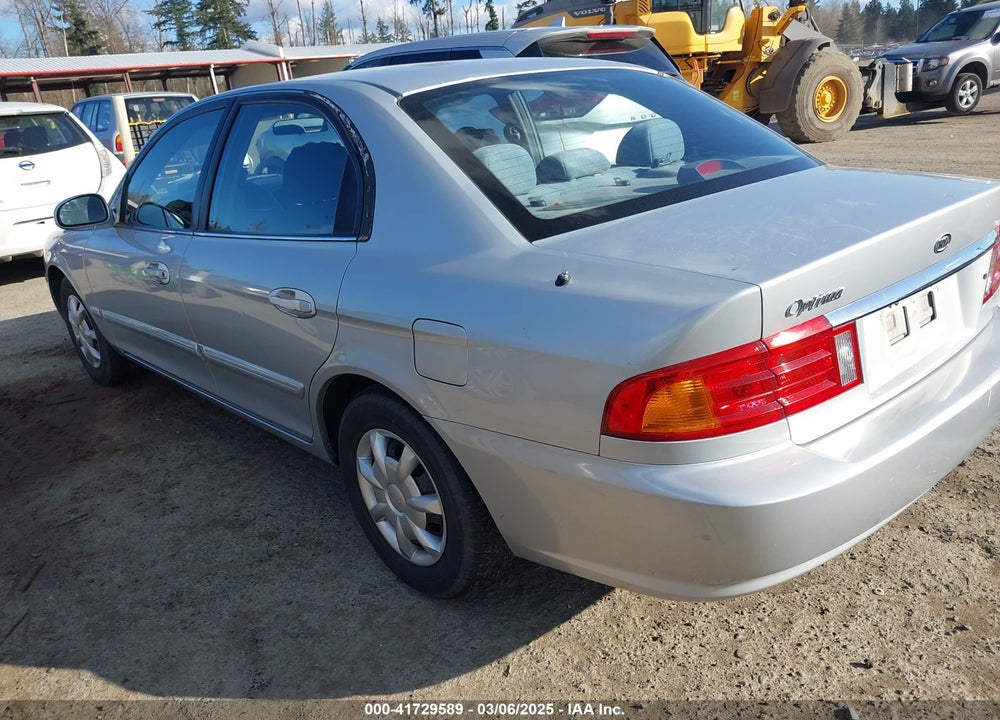2001 KIA OPTIMA VIN: KNAGD126115032175