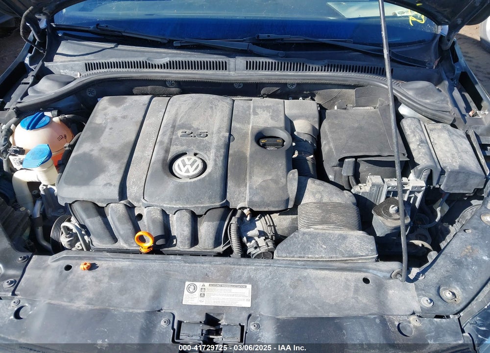 2012 VOLKSWAGEN JETTA VIN: 3VWDX7AJ7CM307516