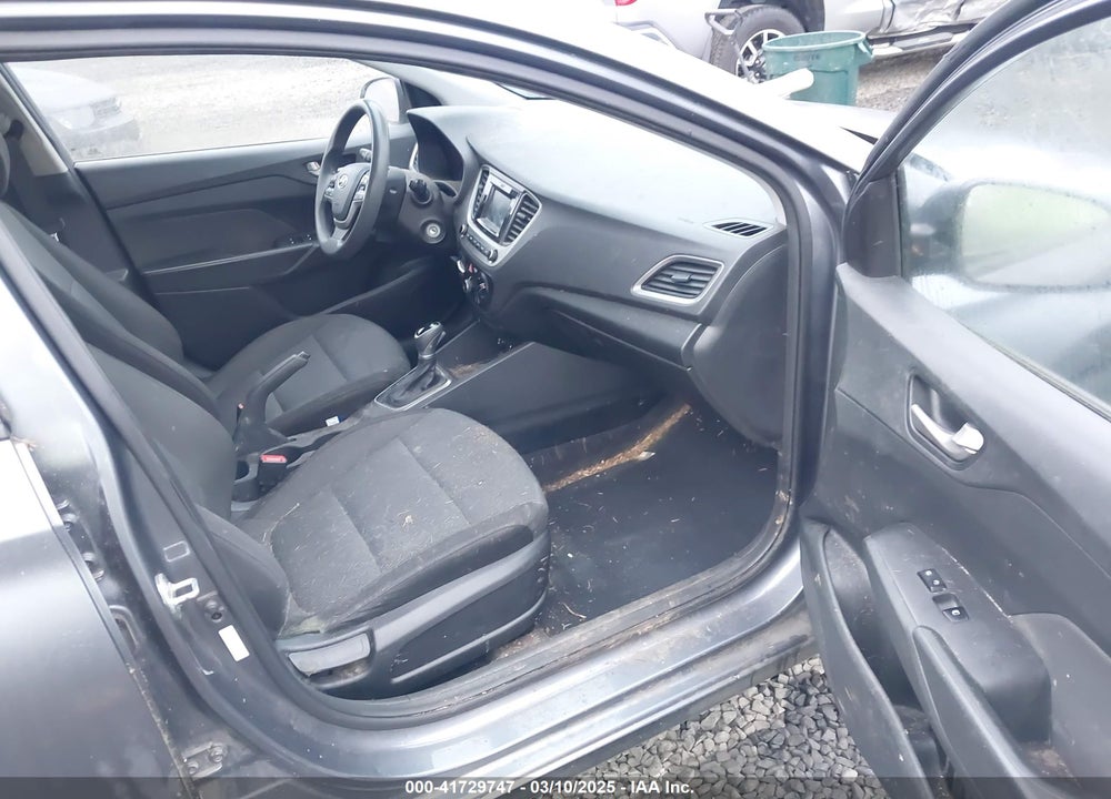2018 HYUNDAI ACCENT VIN: 3KPC24A31JE014571