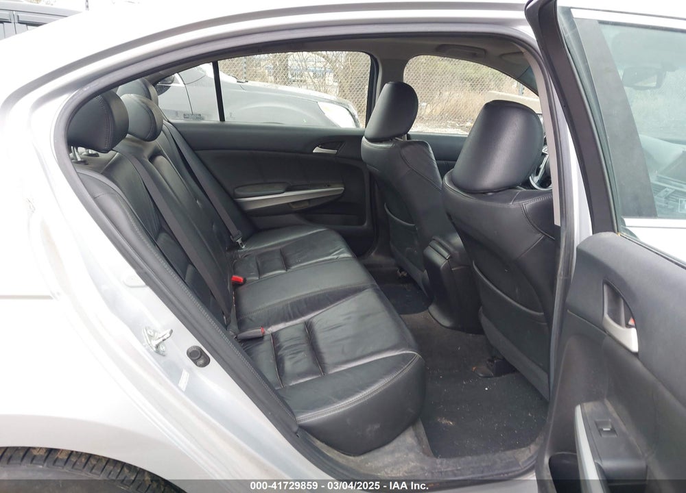 2009 HONDA ACCORD VIN: 1HGCP36899A028895
