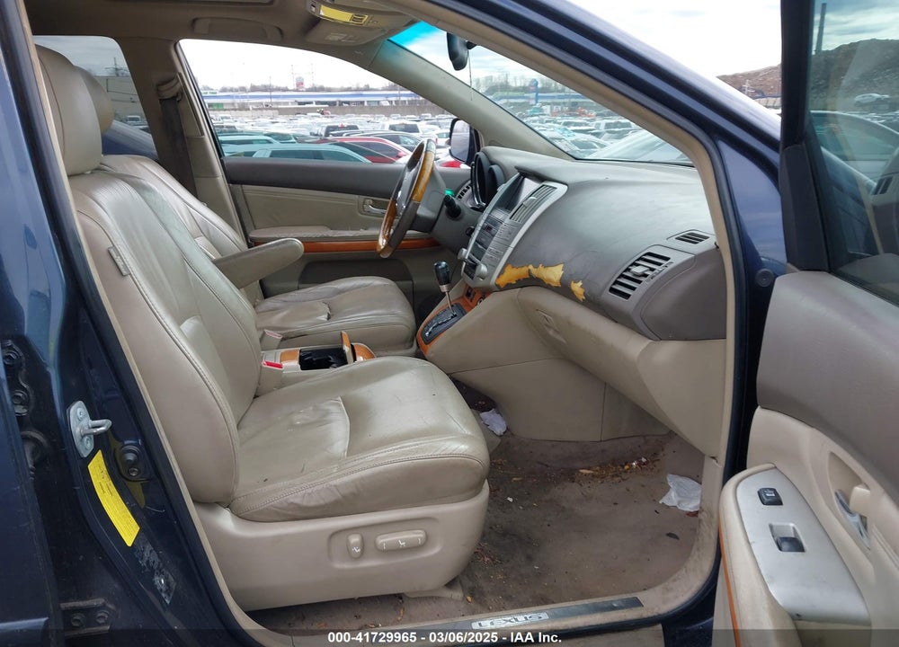 2005 LEXUS RX 330 VIN: 2T2HA31U15C062356