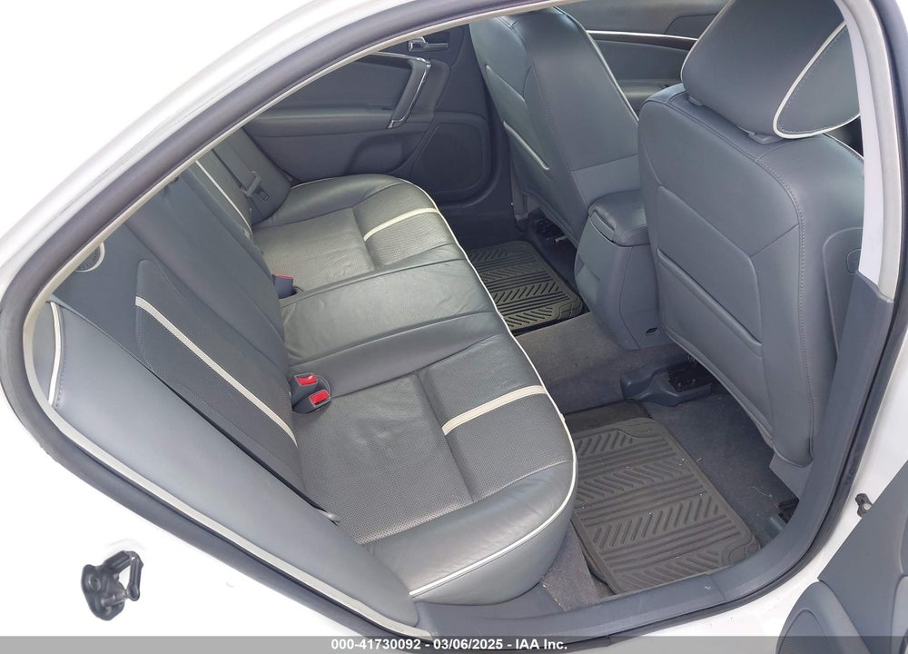 2010 LINCOLN MKZ VIN: 3LNHL2GC9AR646754