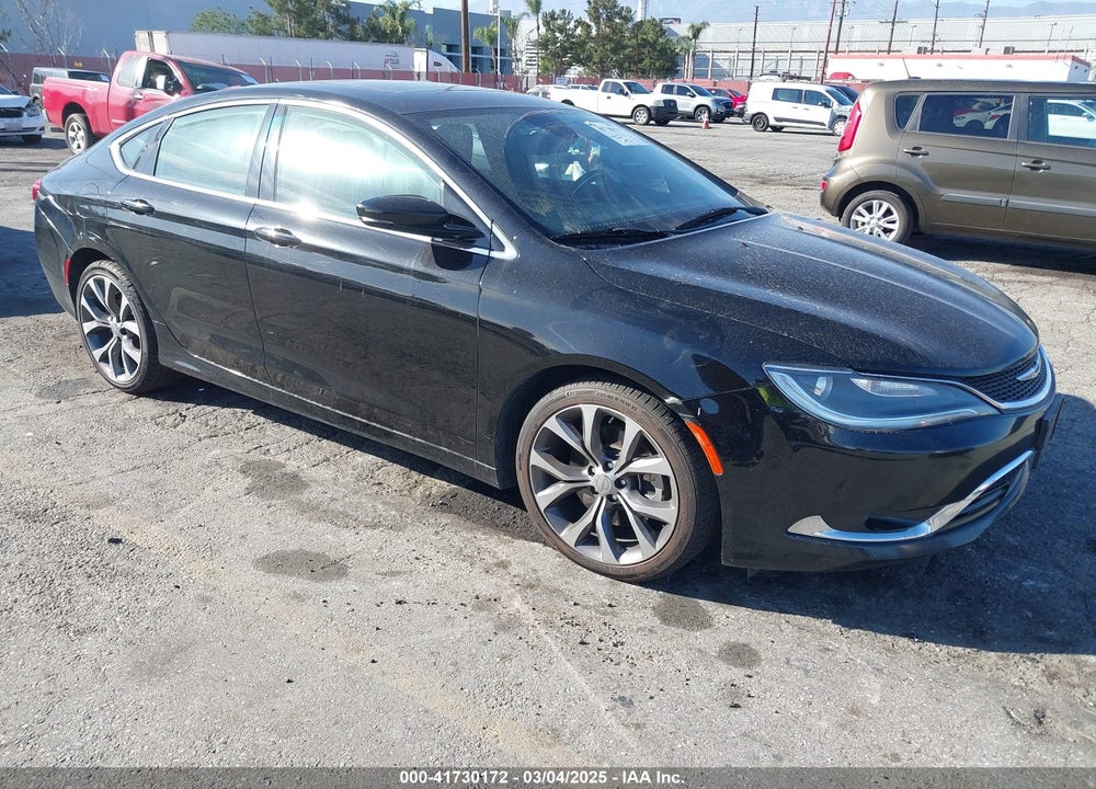 2015 CHRYSLER 200 C VIN: 1C3CCCCG1FN652463