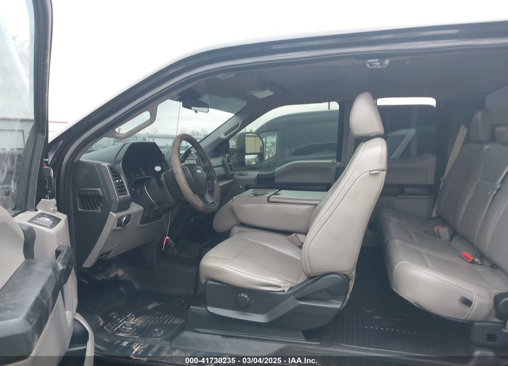 2019 FORD F-350 XL VIN: 1FT8X3DT2KEF00736