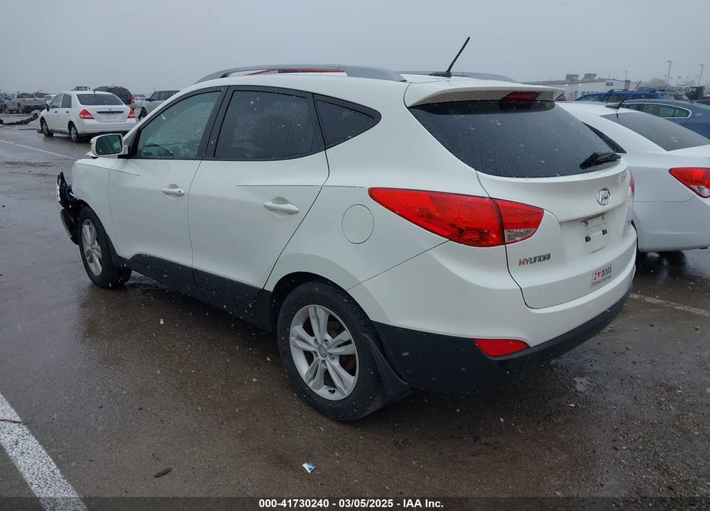 2012 HYUNDAI TUCSON VIN: KM8JU3AC6CU483568
