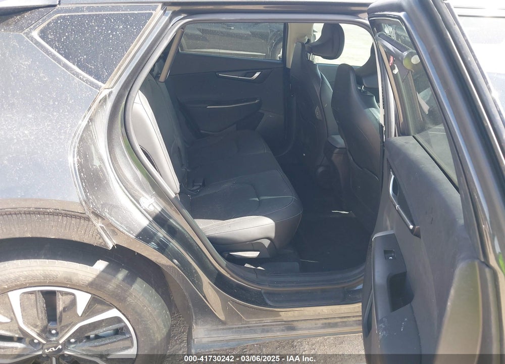 2023 KIA EV6 WIND VIN: KNDC34LA6P5610899