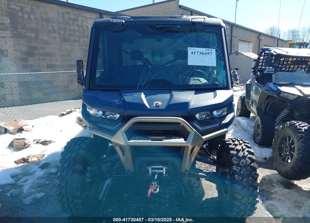 2025 CAN-AM DEFENDER MAX LIMITED CAB HD10/LONE STAR HD10 VIN: 3JBUUAX4XSK017231