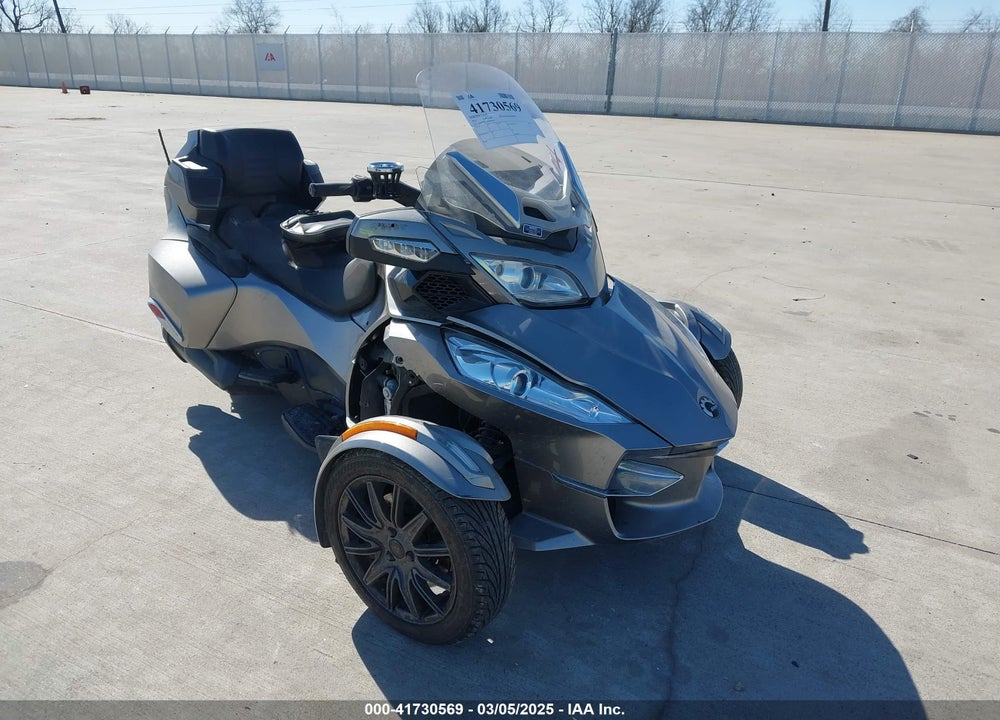 2013 CAN-AM SPYDER ROADSTER RT/RTS/RT LIMITED VIN: 2BXNBBC15DV002555