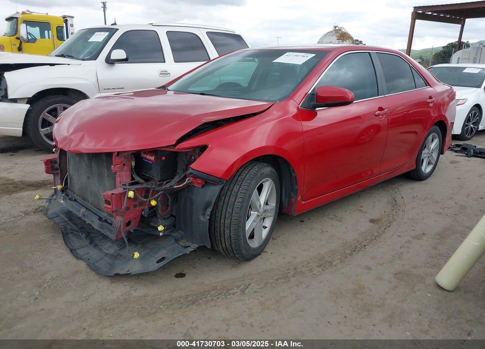 2013 TOYOTA CAMRY SE VIN: 4T1BF1FK2DU680872