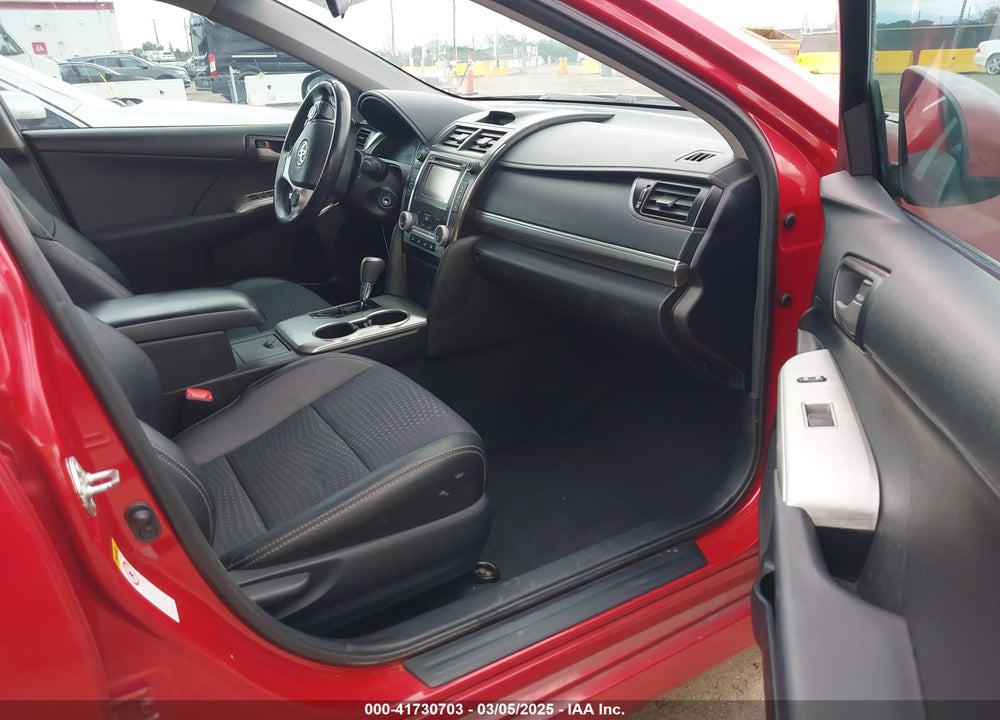 2013 TOYOTA CAMRY SE VIN: 4T1BF1FK2DU680872
