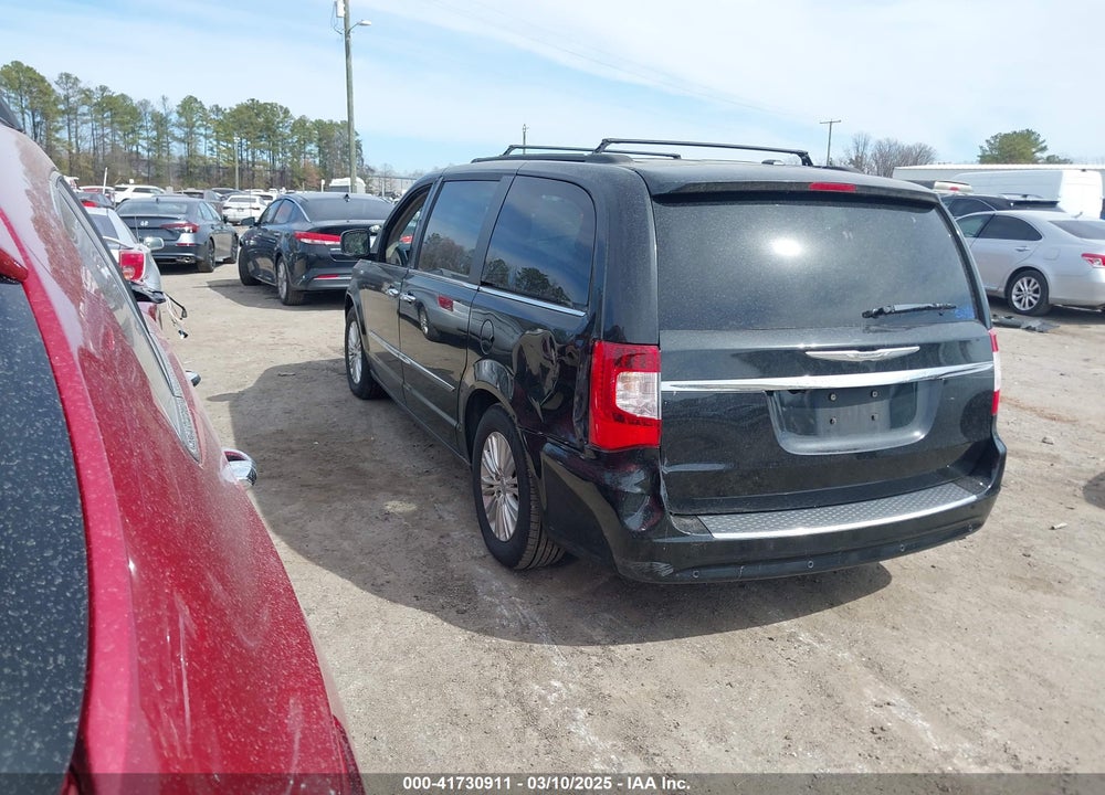 2012 CHRYSLER TOWN & COUNTRY VIN: 2C4RC1CG3CR106871