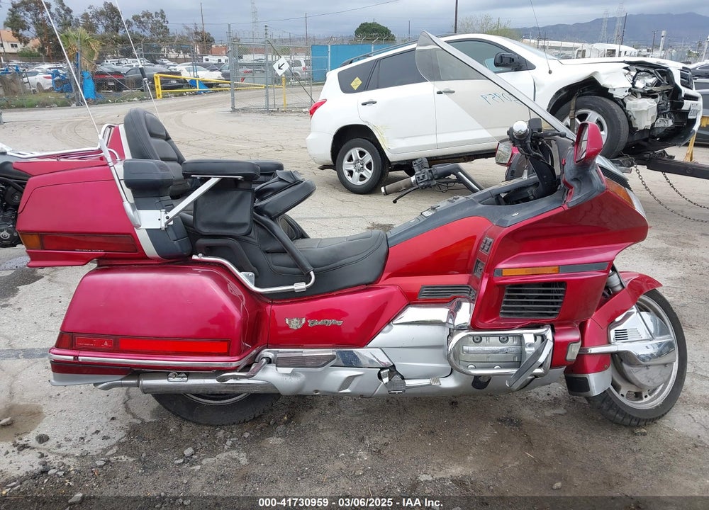 1993 HONDA GL1500 A VIN: 1HFSC2210PA500381