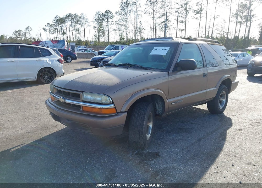 2002 CHEVROLET BLAZER LS VIN: 1GNCS18WX2K160391