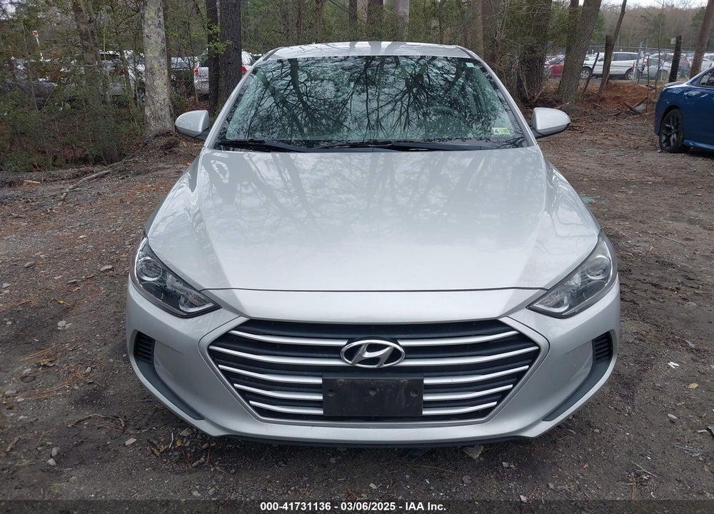 2018 HYUNDAI ELANTRA VIN: 5NPD84LF9JH245479