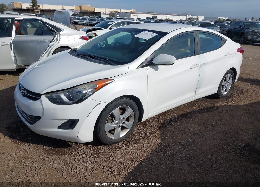 2013 HYUNDAI ELANTRA VIN: 5NPDH4AE1DH364416