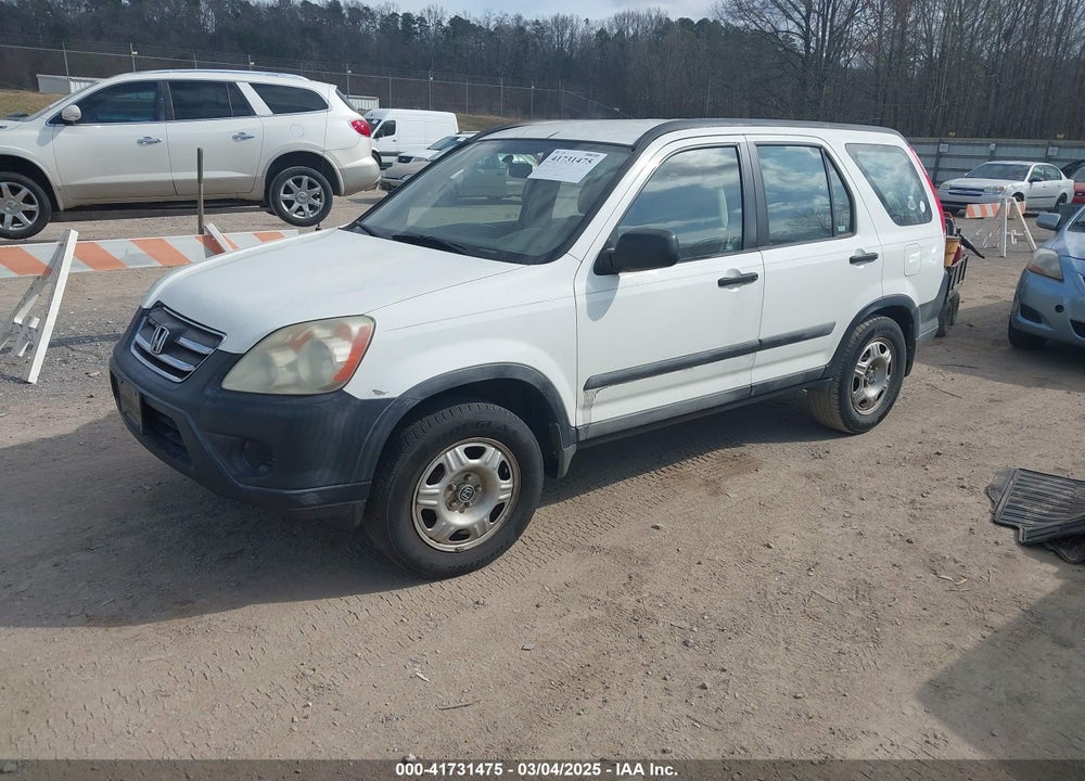 2005 HONDA CR-V LX VIN: SHSRD68585U307514
