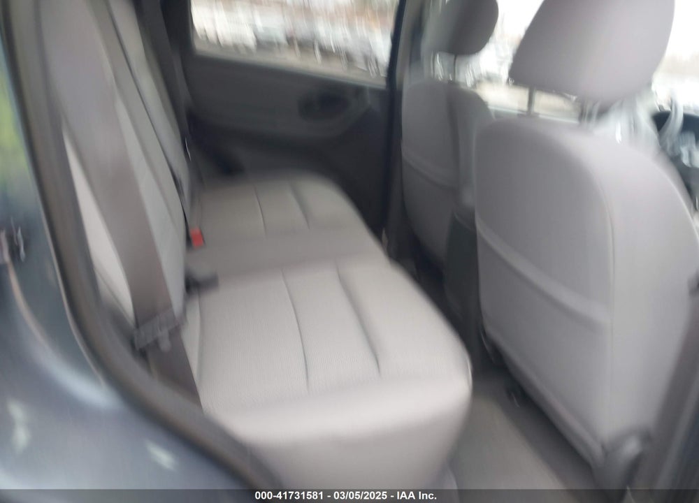 2005 FORD ESCAPE XLT VIN: 1FMYU93115KA08907