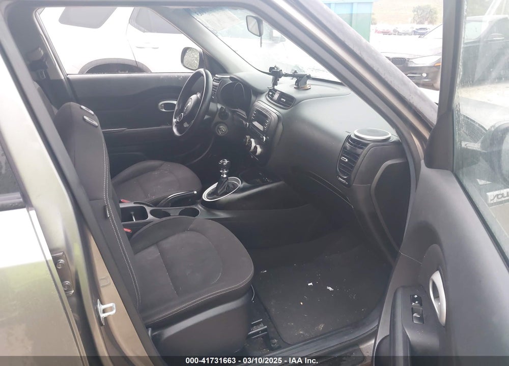 2015 KIA SOUL VIN: KNDJN2A23F7208018