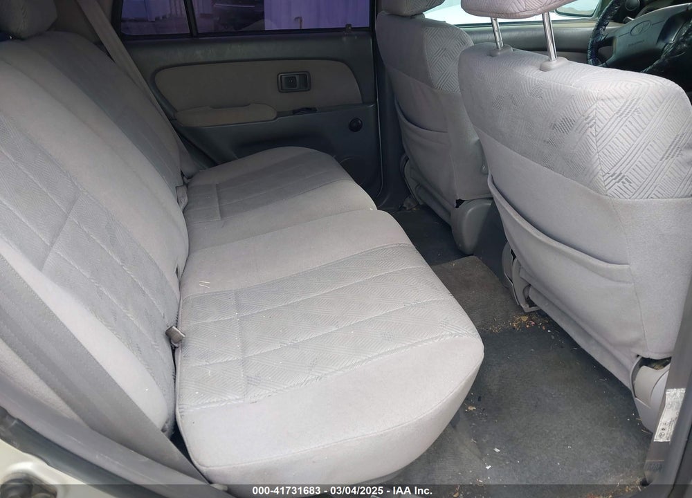 2002 TOYOTA 4RUNNER SR5 V6 VIN: JT3GN86R720234521