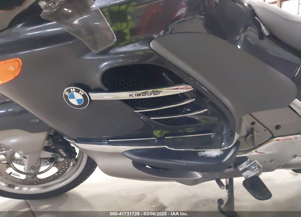 2005 BMW K1200 LT VIN: WB10559A55ZL71763