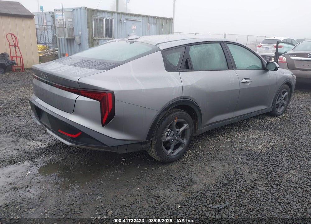 2025 KIA K4 LXS VIN: 3KPFT4DE6SE030497