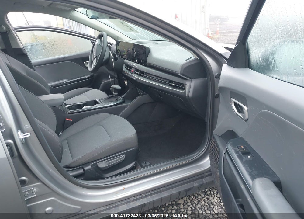 2025 KIA K4 LXS VIN: 3KPFT4DE6SE030497