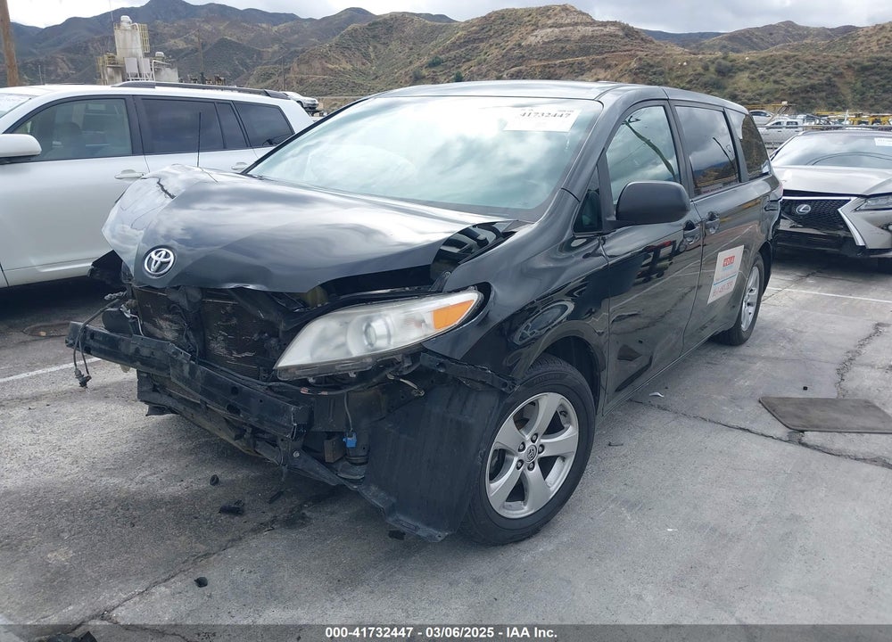 2014 TOYOTA SIENNA L V6 7 PASSENGER VIN: 5TDZK3DC3ES519412