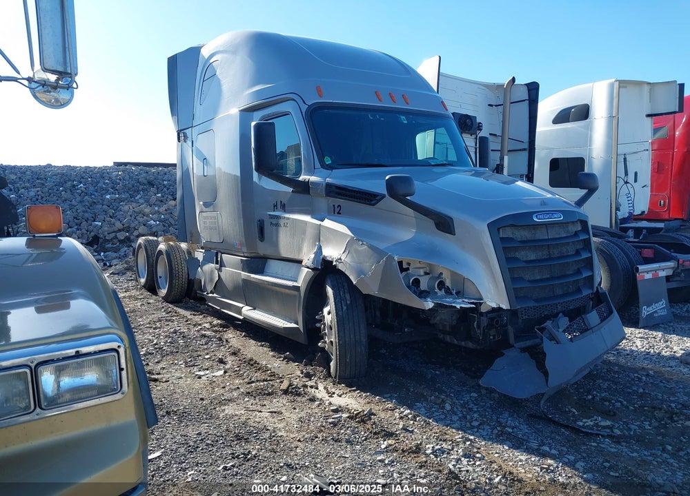 2020 FREIGHTLINER NEW CASCADIA 126 VIN: 3AKJHHDR4LSKB4618