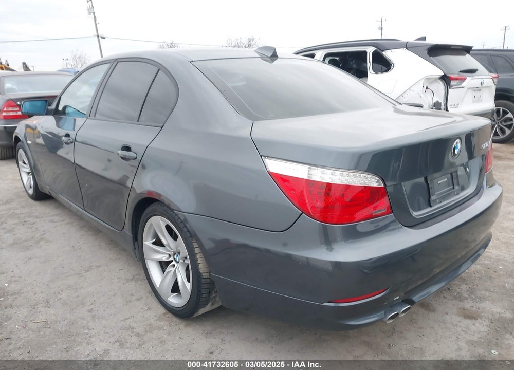 2008 BMW 528I VIN: WBANU53558CT05385