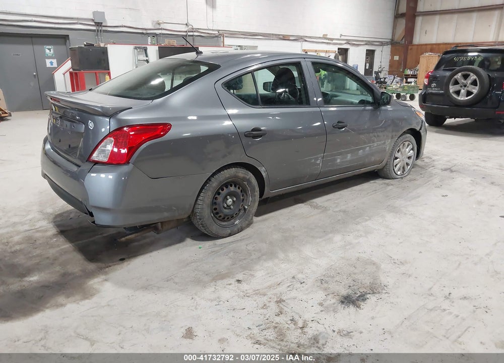 2019 NISSAN VERSA VIN: 3N1CN7AP3KL808015