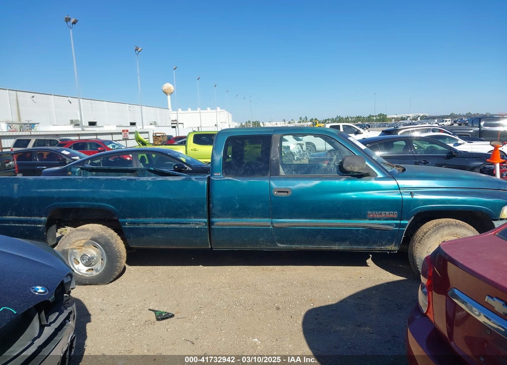 1998 DODGE RAM 2500 VIN: 3B7KC2266WG196303