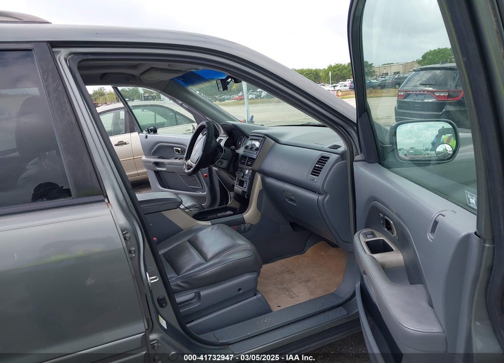 2007 HONDA PILOT EX-L VIN: 5FNYF285X7B045522