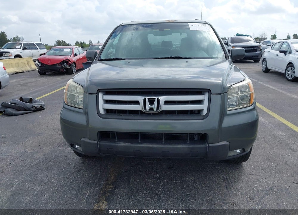 2007 HONDA PILOT EX-L VIN: 5FNYF285X7B045522