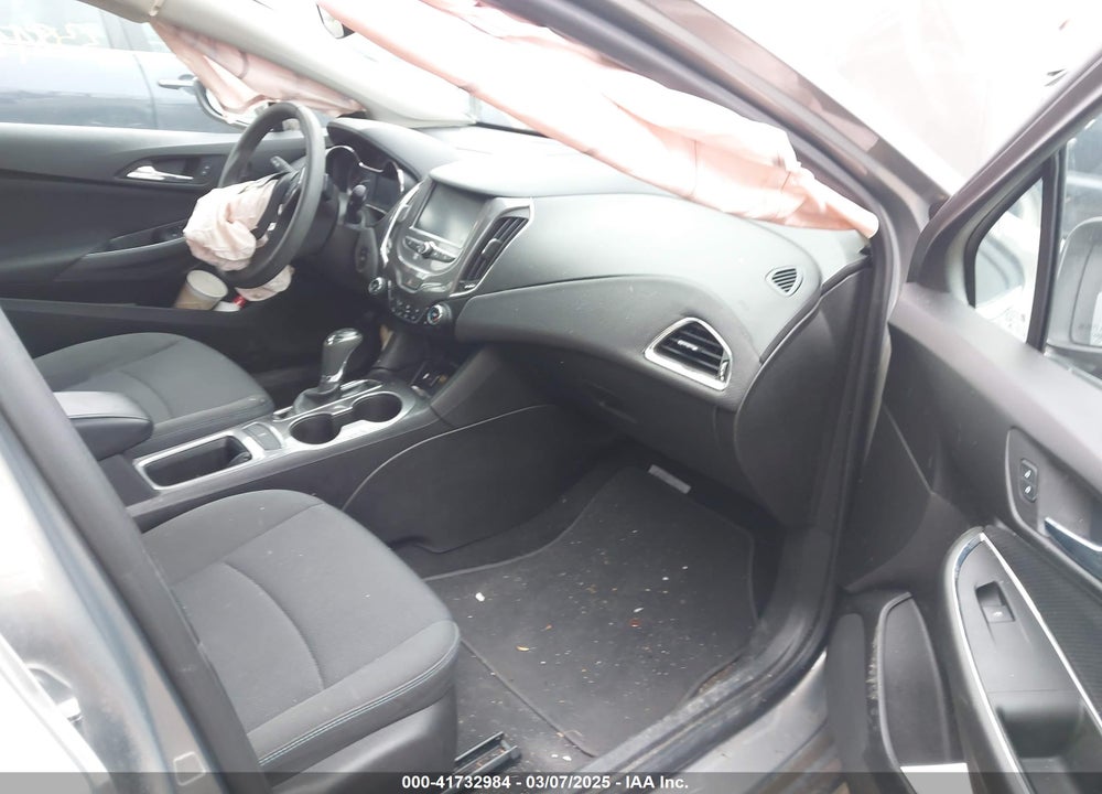 2017 CHEVROLET CRUZE LT AUTO VIN: 3G1BE6SM1HS616915