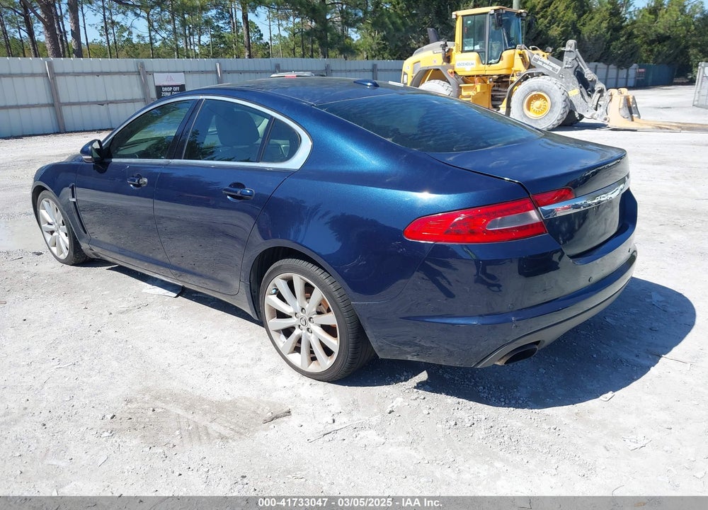 2010 JAGUAR XF VIN: SAJWA0GB5ALR78767